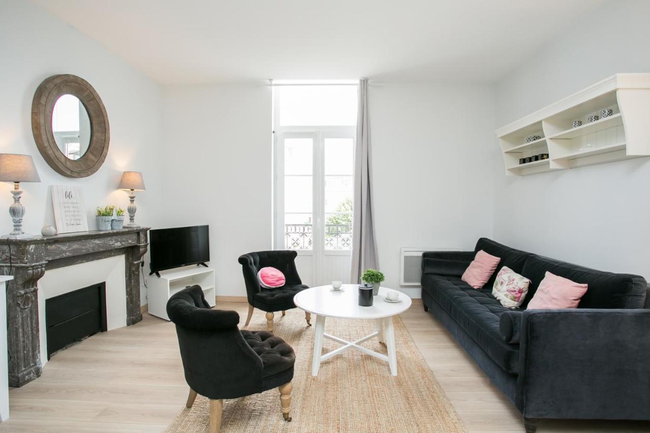 Logis Des Halles Du Coderc Apartment Perigueux Ruang foto