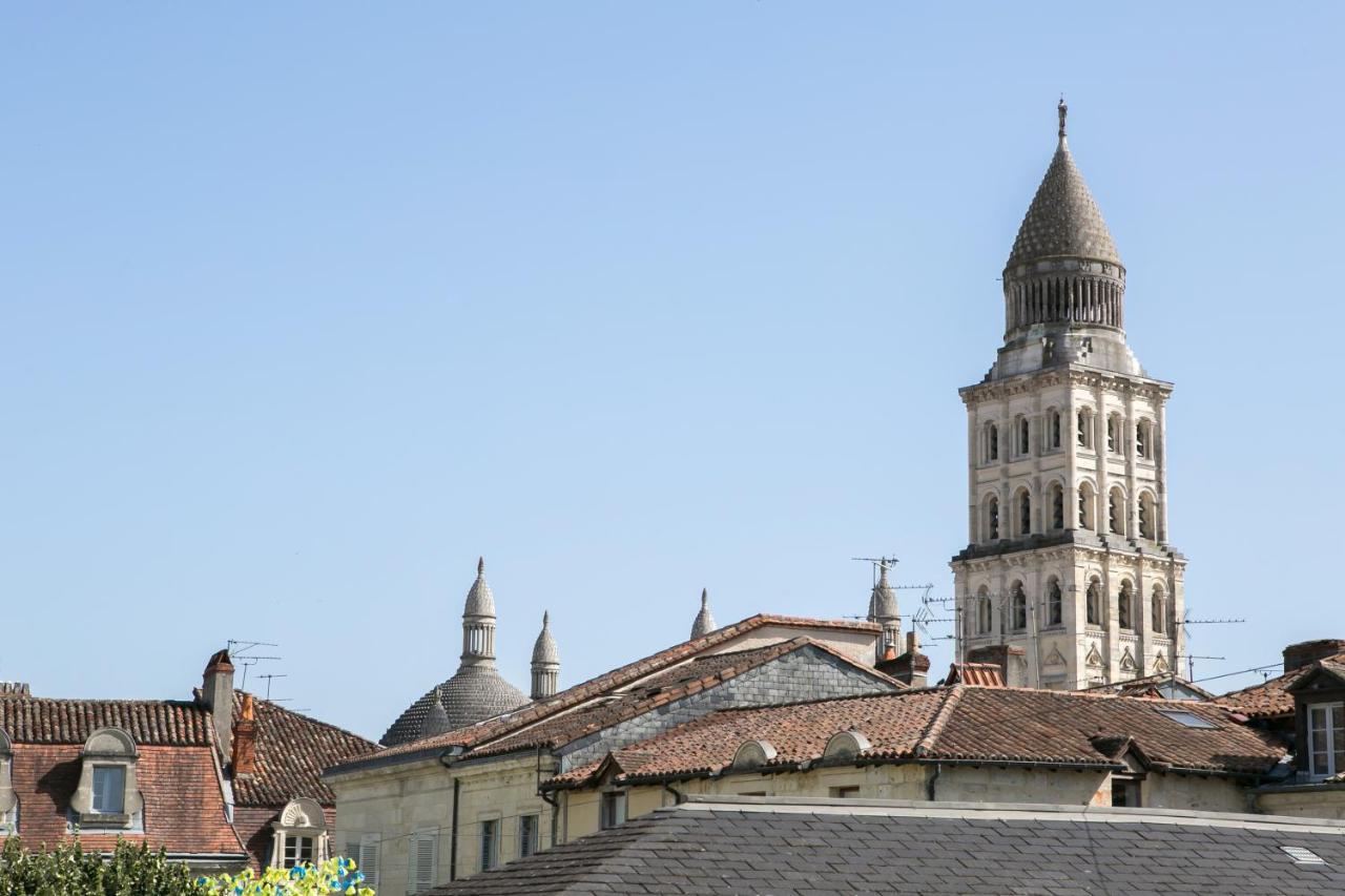 Logis Des Halles Du Coderc Apartment Perigueux Bagian luar foto
