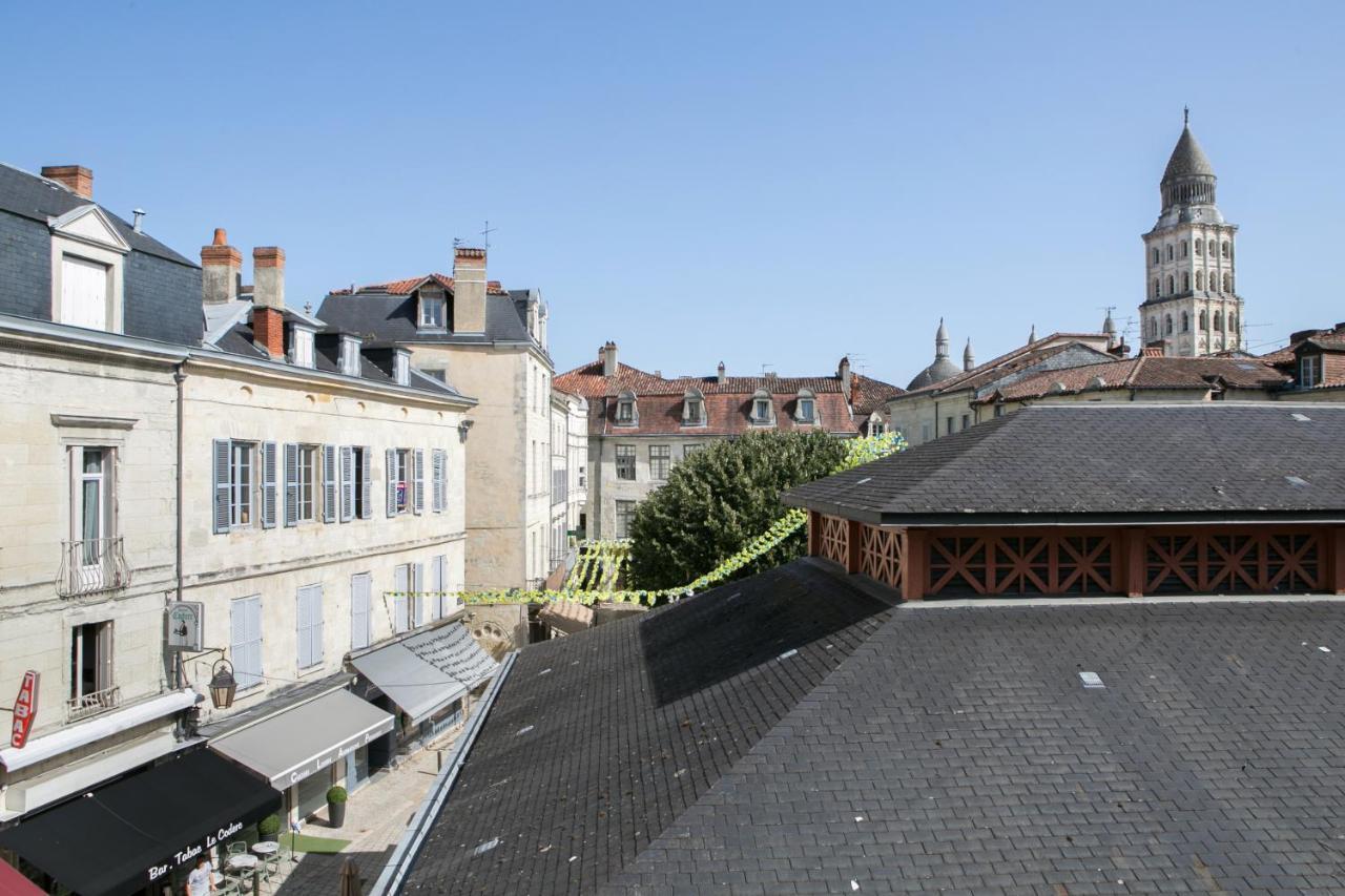 Logis Des Halles Du Coderc Apartment Perigueux Bagian luar foto