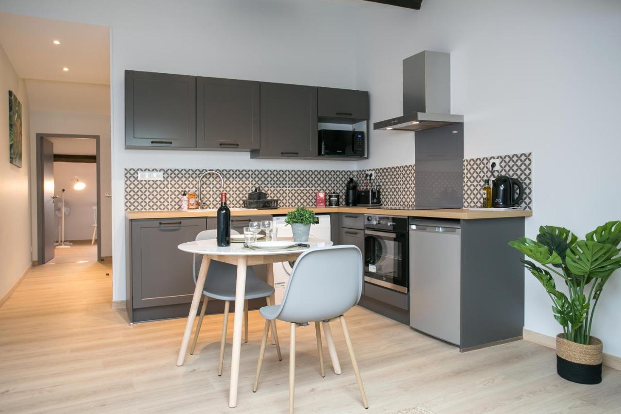 Logis Des Halles Du Coderc Apartment Perigueux Ruang foto