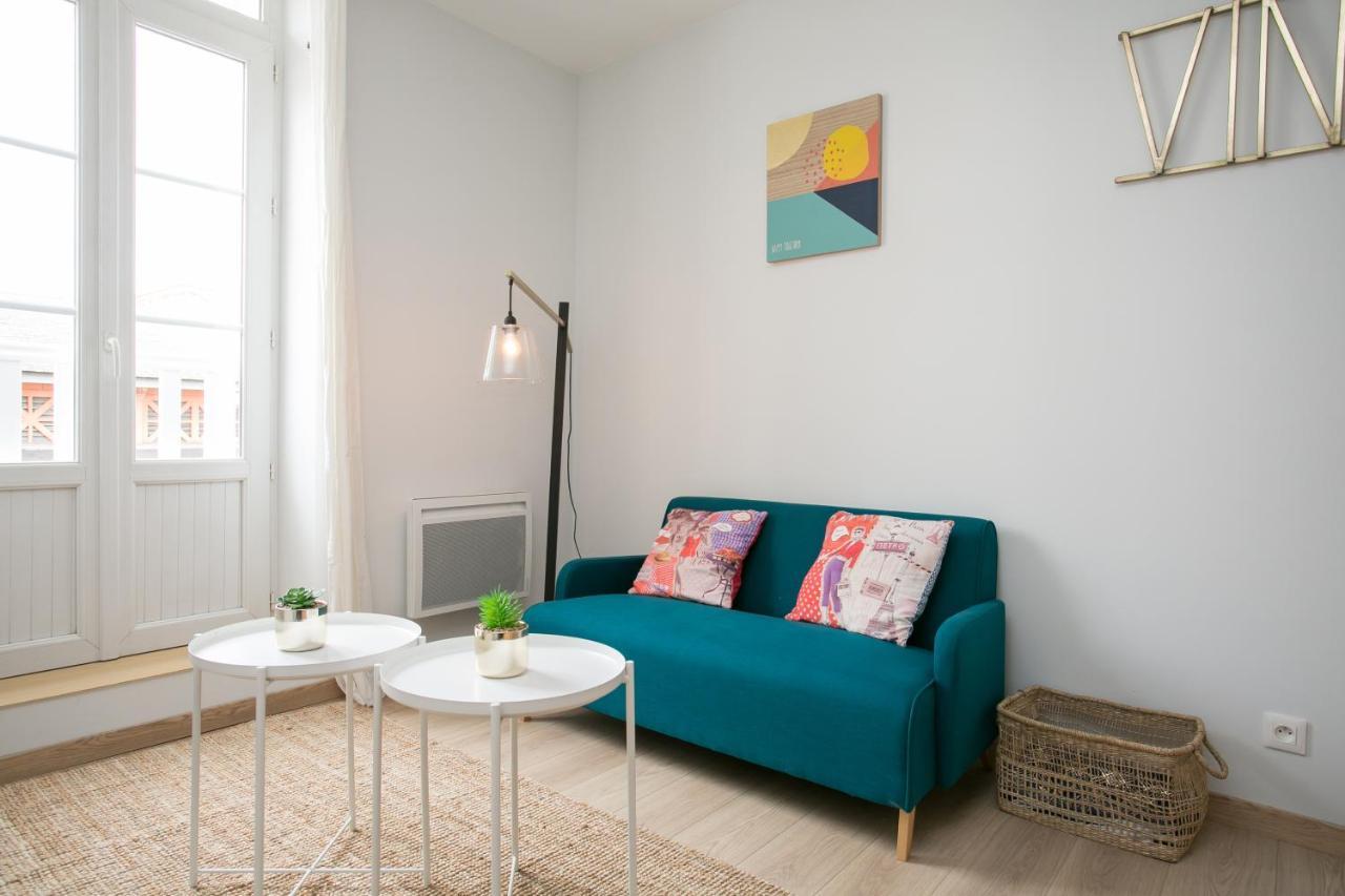 Logis Des Halles Du Coderc Apartment Perigueux Ruang foto