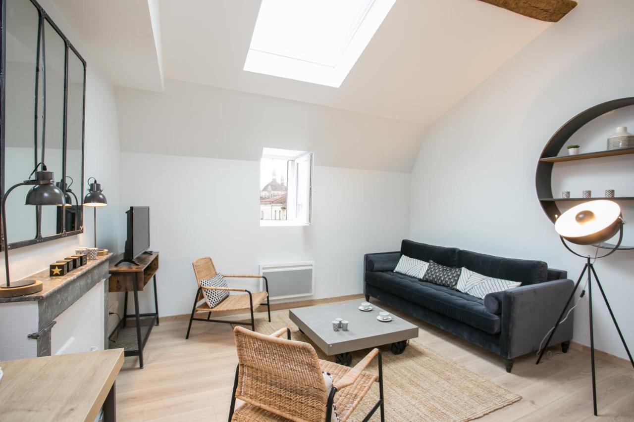 Logis Des Halles Du Coderc Apartment Perigueux Ruang foto