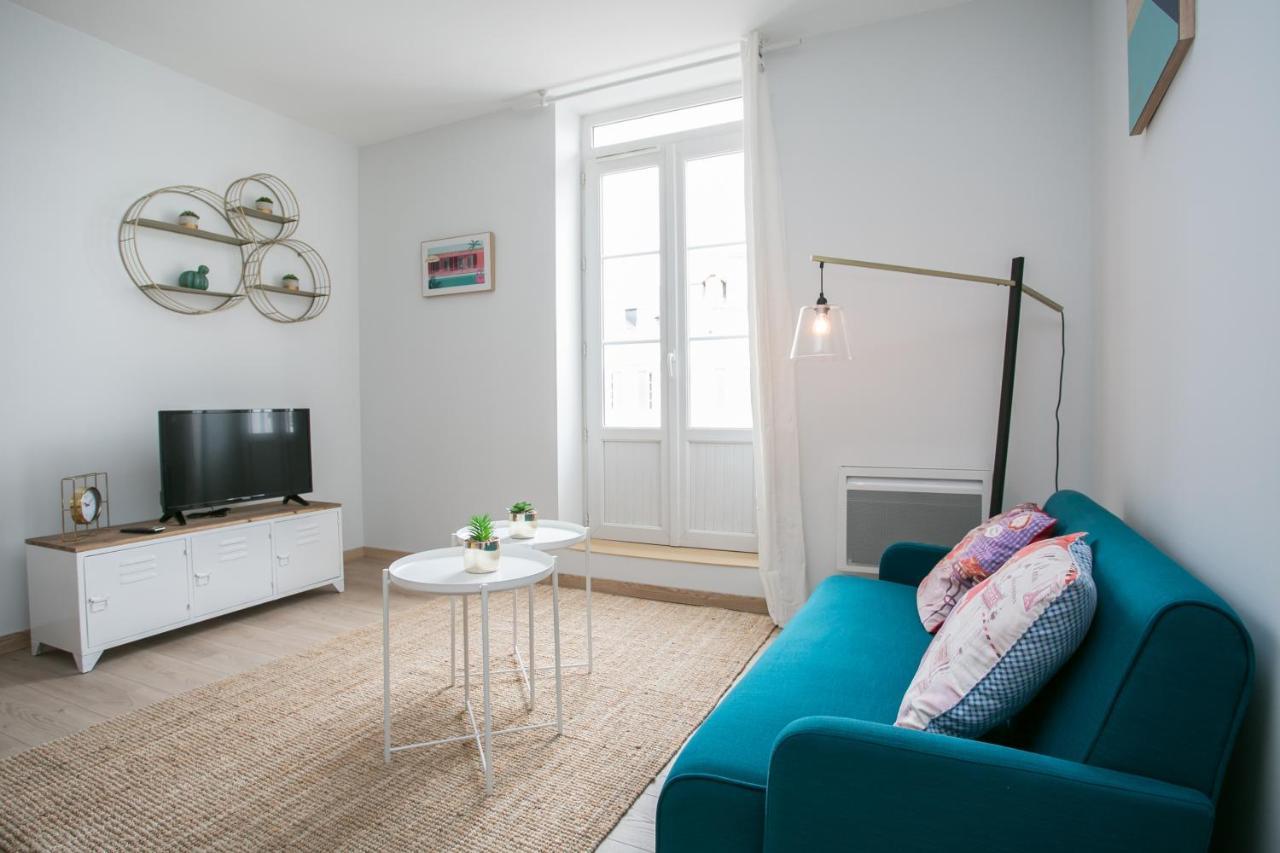 Logis Des Halles Du Coderc Apartment Perigueux Ruang foto